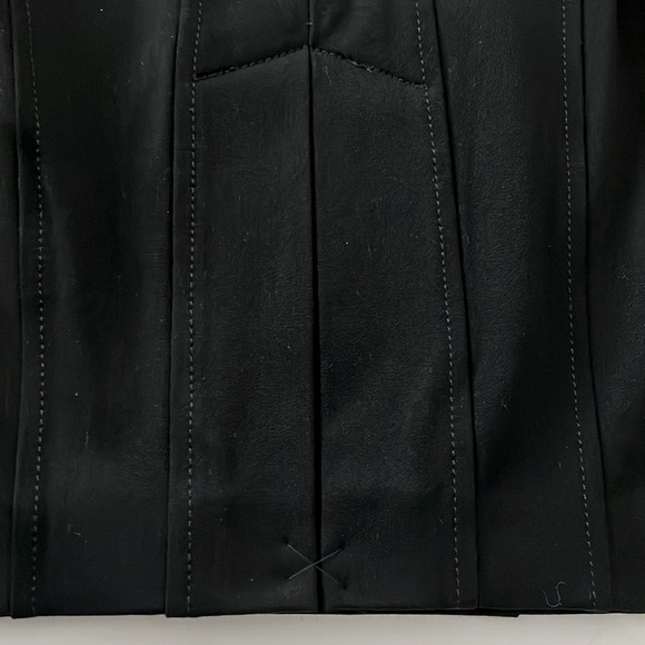 Express Kick Pleat Hem Bodycon Structured Stretch Pencil Skirt Black Size 2 NWOT - Picture 3 of 6